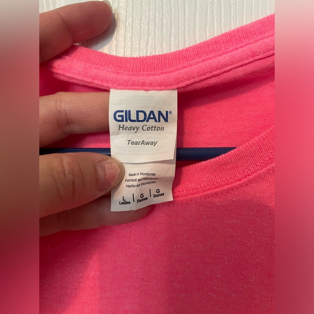 Gildan Hot Pink Women's Cotton Blend T-Shirt - Picture 3 of 4